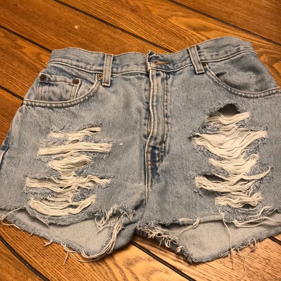 Pants - 💃🏼3/$17 or 4/$20! - light blue jean shorts